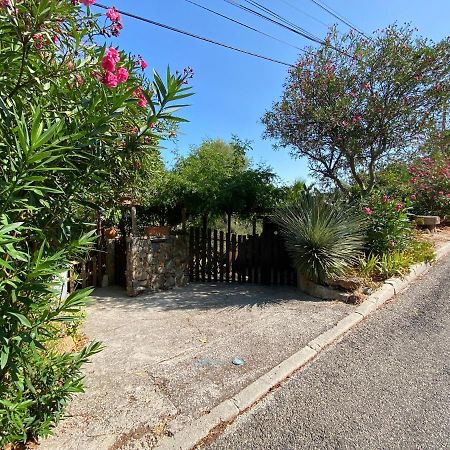 شقة Studio Grotte Des Fees Hyères المظهر الخارجي الصورة